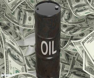 أرتباك أسواق النفط بعد تعرض المنشآت النفطية السعودية