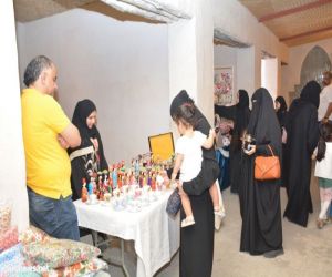 الأسرة المنتجة تستعرض منتجاتها في مهرجان "فرحة عيد" بالقطيف