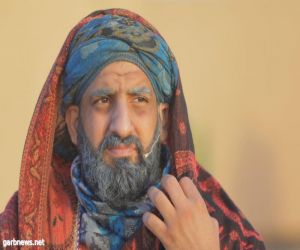الممثل سلطان عبدالرحمن يجسد شخصية البتاني بسوق عكاظ