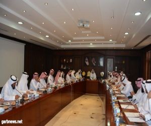 تعليم الرياض يعقد اجتماعا موسعا لمناقشة اكتمال التجهيزات للعام الدراسي الجديد