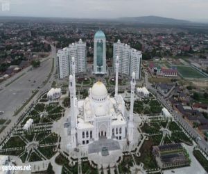 رئيس جمهورية الشيشان يرحب بوفد المملكة المشارك في افتتاح أكبر جامع في أوروبا