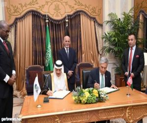 رئيس البنك الإسلامي للتنمية يوقع اتفاقية مع وزير مالية أفغانستان