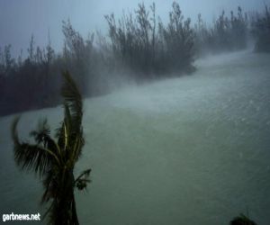 الإعصار دوريان يضرب الساحل الشرقي فلوريدا