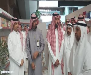 مدير جامعة الملك عبدالعزيز ومدير ثقافة جدة يدشنان الكتاب الجامعي والمعرض التشكيلي والفوتوغرافي المصاحب