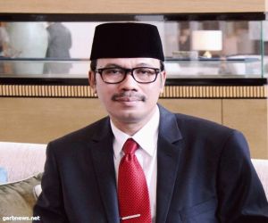 السفير الإندونيسي يشكر الملك لمساعدته ذوي شهداء "رافعة الحرم"
