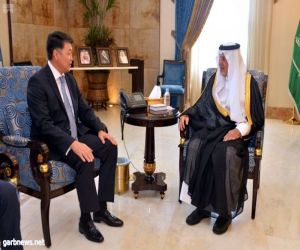 سمو الأمير خالد الفيصل يستقبل سفير جمهورية كازاخستان لدى المملكة