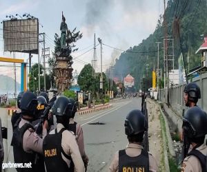 ارتفاع حصيلة قتلى تجدد العنف في إقليم بابوا الإندونيسي إلى 27 شخصاً
