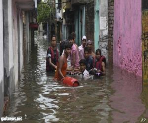 الأمطار تقتل 140 هنديا " شاهد الفيديو "