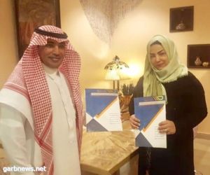 مدير وكالة الإعلام الرقمي يوقع عقد شراكة مع المنتجة السعودية الدكتورة فاتن أبراش