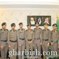 مدير مدني مكة يقلد ثمان ضباط رتبهم الجديدة