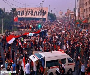 العراقيون يحتشدون فى الشوارع للمشاركة بأكبر احتجاج منذ سقوط #صدام