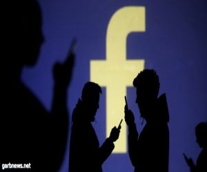 هل يتجسس "فيسبوك" على كاميرات آيفون؟