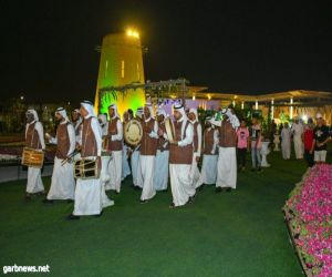 عروض «الليوه» تجذب 21 ألف زائر لـ مهرجان "زهور القطيف" في الليلة التاسعة