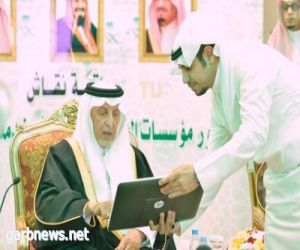 أمير منطقة مكة يستعرض مشاريع المحافظات الشرقية بالمنطقة البالغة أكثر من 250 مشروعاً