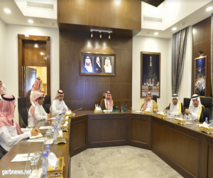 أمير مكة بالنيابة يلتقي بمدير عام الهيئة العامة للسياحة والتراث الوطني بالمنطقة