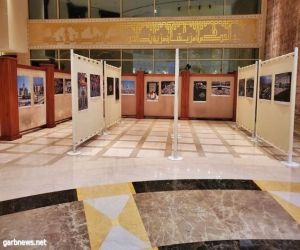 “فنون جدة” في مشاركتها بمعرض في دبي.. تختار أكثر من 200 صورة فوتوغرافية تجسد تاريخ الحرمين الشريفين