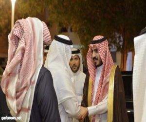أمير منطقة مكة المكرمة بالنيابة يقدم التعازي لأسرة الحارثي
