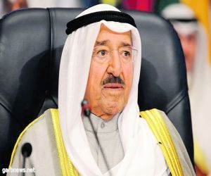 أمير #الكويت يعزي الرئيس المصري في ضحايا حادث بورسعيد