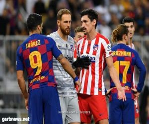 أتلتيكو مدريد يقصي برشلونة ويلحق بريال مدريد إلى نهائي كأس السوبر الاسباني