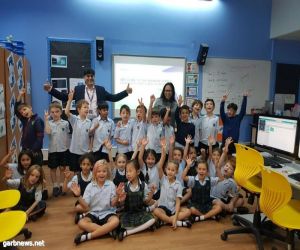 فيناسترا تؤهل أكثر من 580 طفلاً في دولة الإمارات العربية المتحدة في رحلة إلى عالم البرمجة من خلال مبادرة  "ساعة البرمجة"