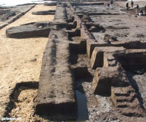 بدء أعمال حفائر الانقاذ لموقع اثري مكتشف حديثا بمنطقة آثار شمال سيناء
