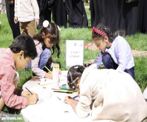 بمشاركة  1000 طالب وطالبة من 45 ناديا   أندية الحي بتعليم جازان تنثر إبداعاتها على مسرح القرية التراثية