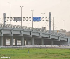 بلدية القطيف: تصدع جسر الناصرة - تاروت يقتصر على الديكور
