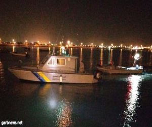 حرس الحدود بالمدينة ينقذ مقيمين اثنين تعطل قاربهما في عرض البحر بينبع