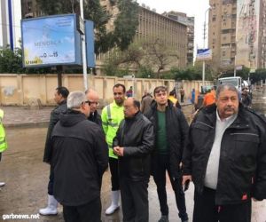 وزير التنمية المحلية ومحافظ القاهرة يتابعان جهود شفط مياه الأمطار من شوارع العاصمة