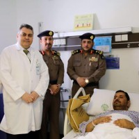 مدير الدفاع المدني بمنطقة مكة المكرمة في زيارة للرقيب مقبل