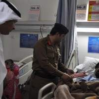 مدير عام صحة نجران ومدير مرور المنطقة يزوران المرضى المنومين بالمستشفيات