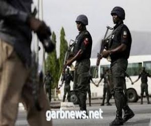 قوات الأمن النيجرية توقف 274 شخصاً بعد مشاركتهم في مظاهرة ضد حظر التجول