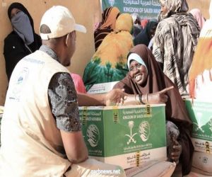 مركز الملك سلمان للإغاثة يواصل توزيع السلال الغذائية لمتضرري الفيضانات بولاية جلمدغ في الصومال