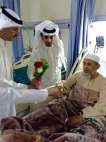 مدير عام صحة نجران يعايد المرضى المنومين بعيد الفطر المبارك