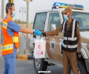 فريق التطوع بفرع هيئة الهلال الأحمر بالقصيم ينفذ مبادرة  # شكراً - رجال - الأمن