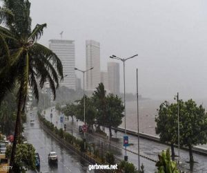 الهند.. إعصار "نيسارغا" يجتاح بومباي
