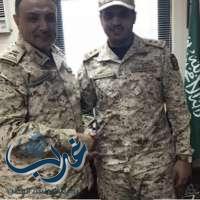 الملازم أحمد الثقفي يتقلد رتبته الجديدة بالحرس الوطني