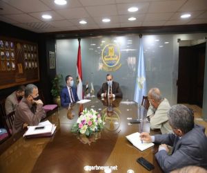 مصر محافظ كفرالشيخ يناقش تنمية مشروعات الثروة الحيوانية بالتعاون مع البنك الزراعي المصرى .