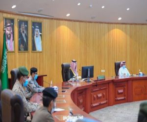 الأمير فيصل بن خالد بن سلطان‬⁩  يترأس اجتماع اللجنة الأمنية في المنطقة