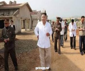 زعيم كوريا الشمالية بعد إفاقته من الغيبوبه يتفقد المنطقة المنكوبة بسبب إعصار "بافي"