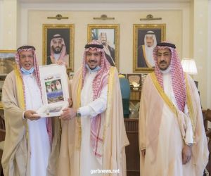 سمو الأمير فيصل بن مشعل يستقبل المدير الإقليمي لليمامة الصحفية ويتسلم إصدار مجلة اليمامة الخاص بمنطقة القصيم