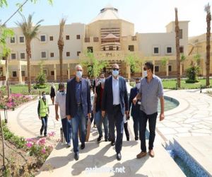 سعفان يزور جامعة الملك سلمان بجنوب سيناء..  ويتفقد المباني والمدرجات والملاعب الرئيسية