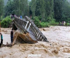 مقتل 100 شخص في فيضانات الهند