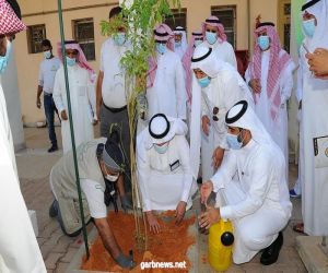 تعليم الرياض وبيئية آفاق خضراء يدشنان مشروع التشجير باستخدام المياه الرمادية