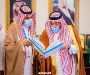 سمو الأمير فيصل بن مشعل يلتقي مدير فرع بنك التنمية الاجتماعية بالقصيم.