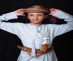 شبل اليمن المبدع عبدالله البجيري يهدي سلطنة عمان شيلة في يومها الوطني الـ50