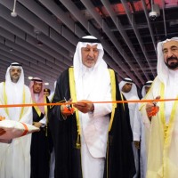 حاكم إمارة الشارقة وسمو الأمير خالد الفيصل يفتتحان معرض الشارقة الدولي للكتاب