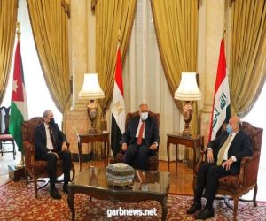 مصر و الأردن و العراق يؤكدون أهمية التوصل لحلول سياسية للصراعات فى المنطقة
