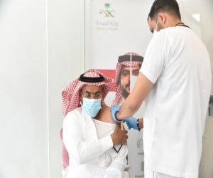 بتوجيهات سمو أمير جازان انطلاق حملة التطعيم ضد فايروس كورونا لمنسوبي الامارة