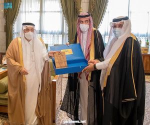 سمو الأمير فيصل بن بندر يستقبل رئيس مجلس إدارة جمعية المسؤولية المجتمعية.